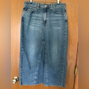Levi's Signature Blue Denim Skirt size 12